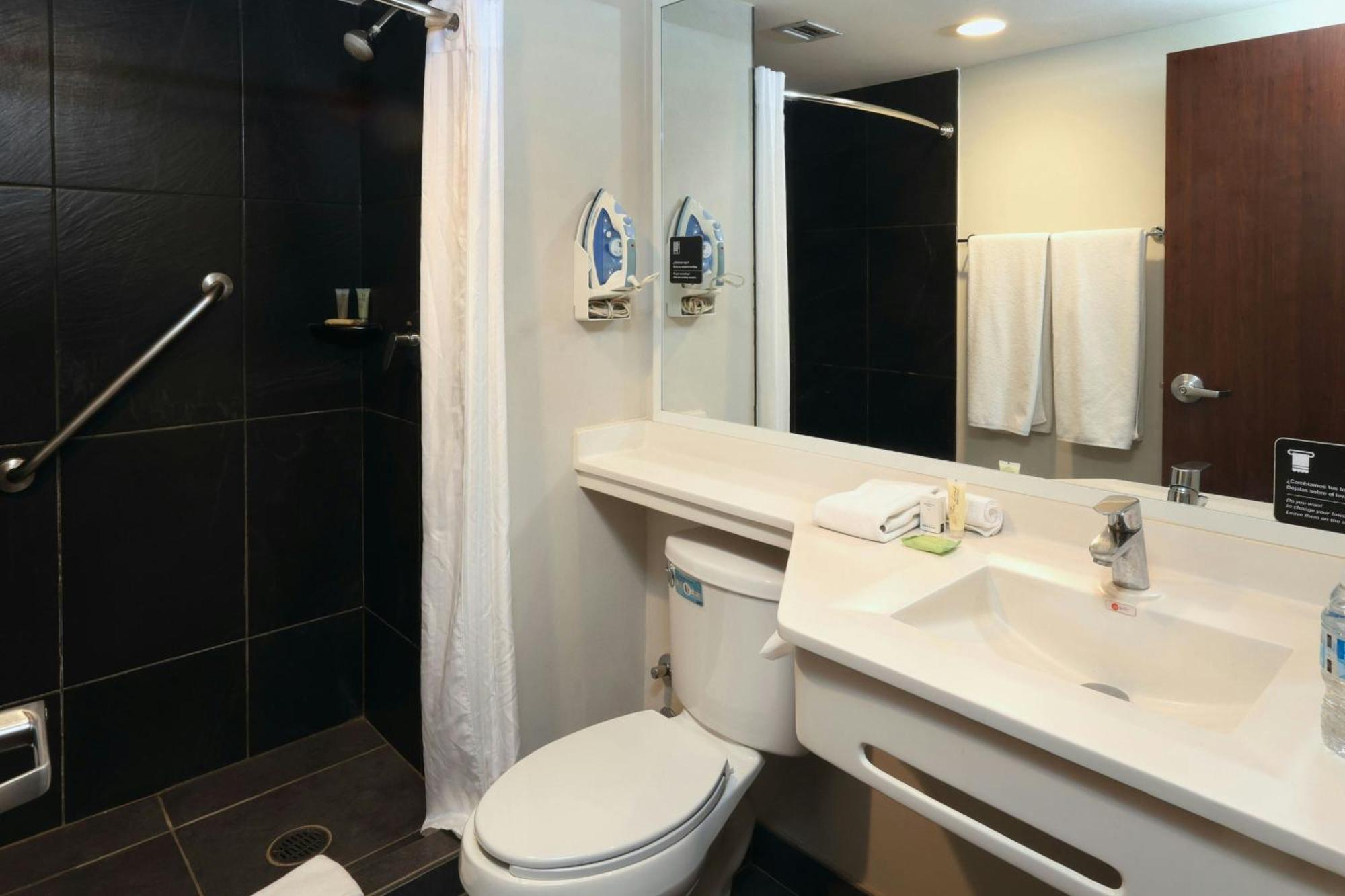 Habitación Doble Superior con sofá cama